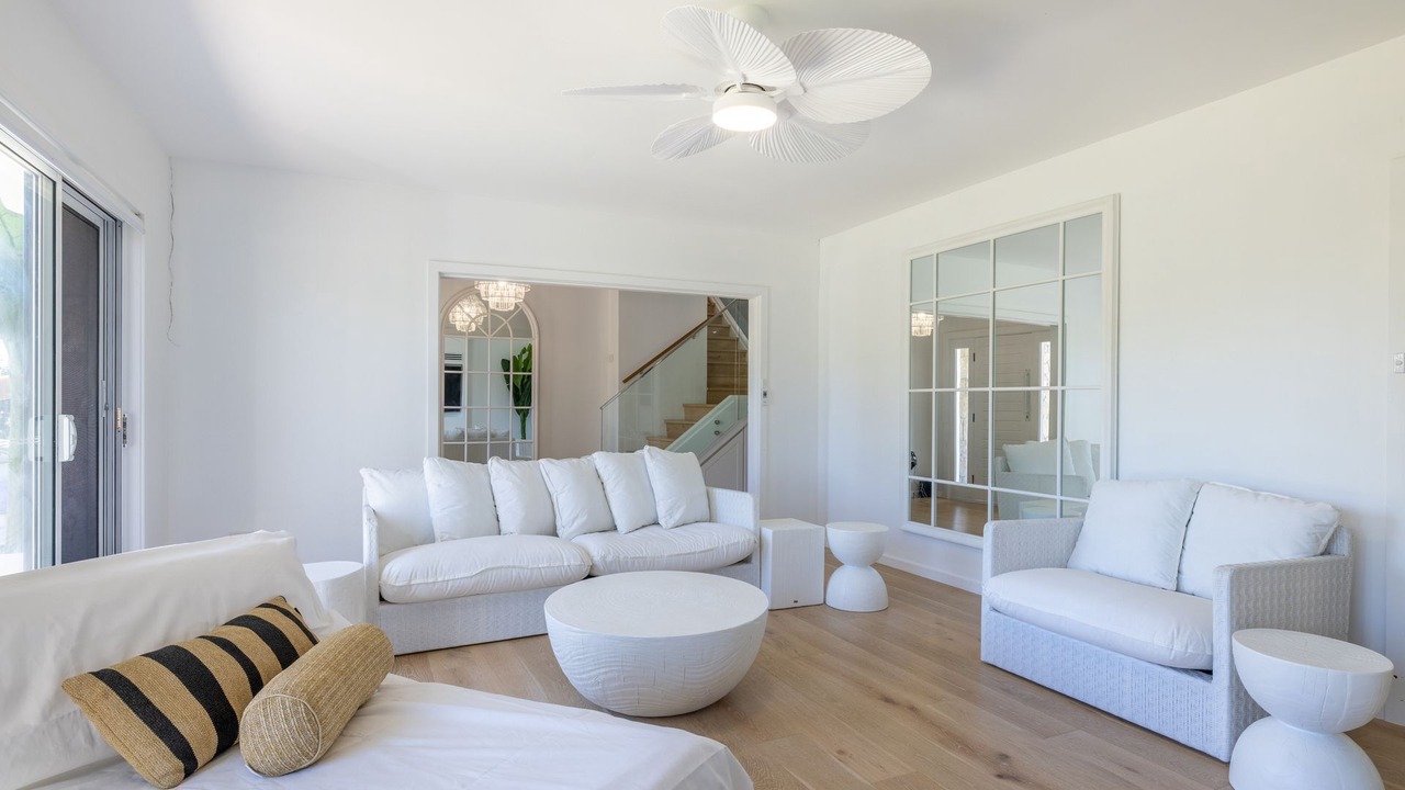 Photo of Livingroom in Corlette