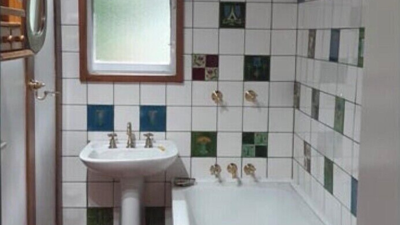 Photo of Bathroom in Glenbrook