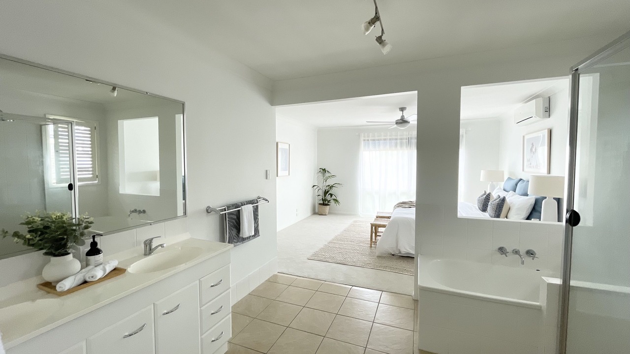 Photo of Bathroom in Pacific Pines