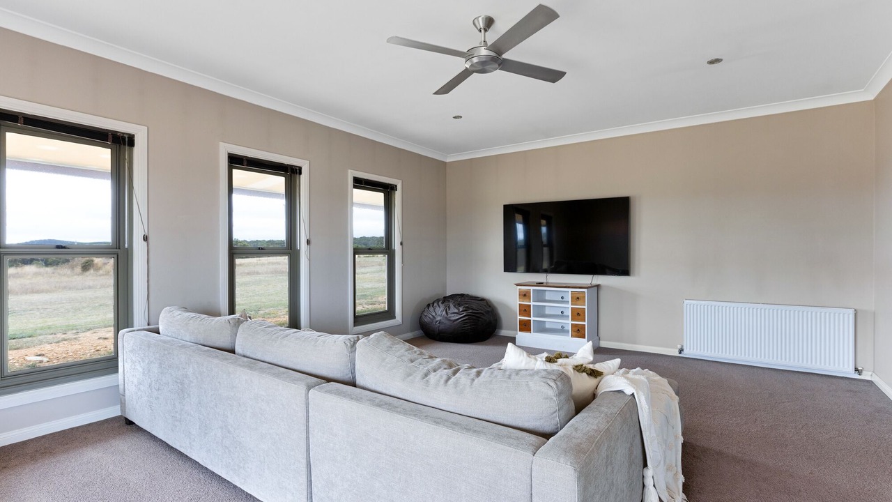 Photo of Livingroom in Portland