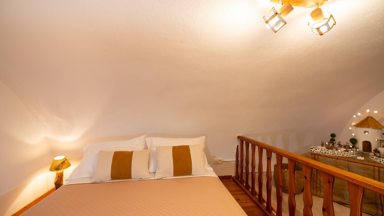 Photo of Bedroom in Imerovigli