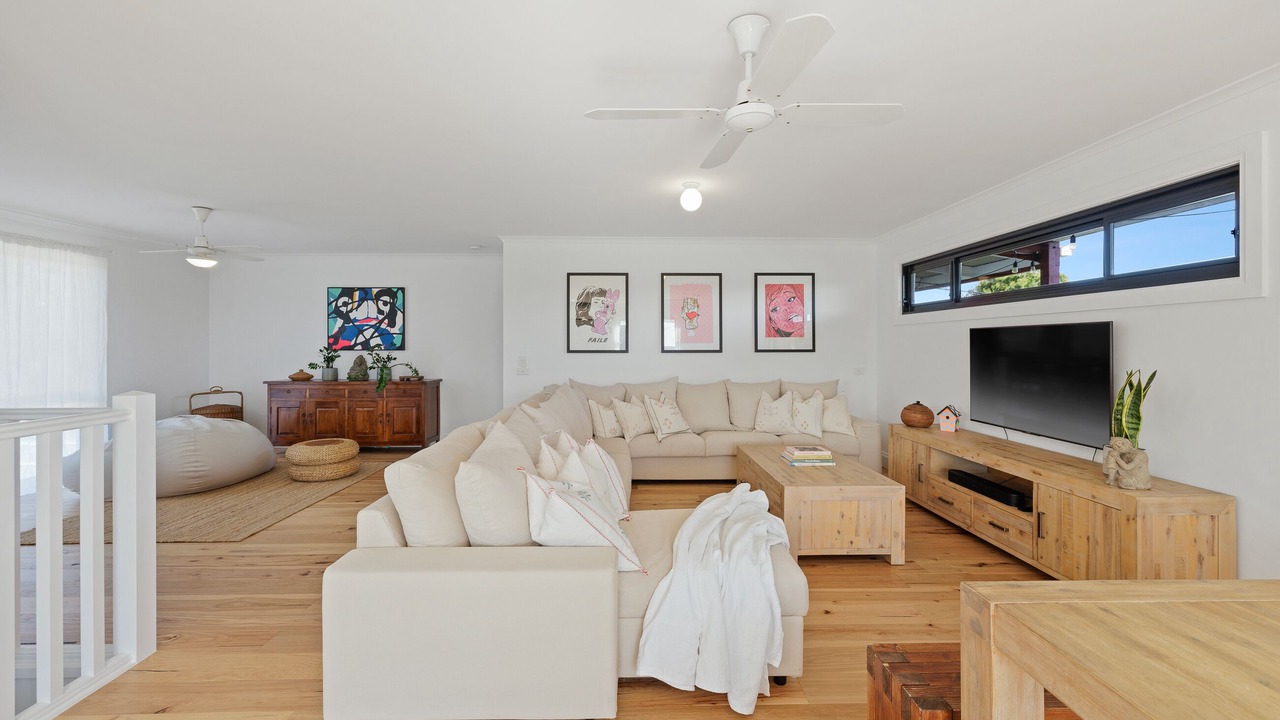 Photo of Livingroom in Newhaven