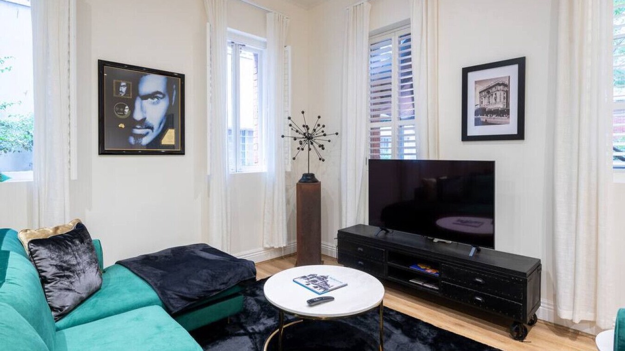 Photo of Livingroom in Chinatown