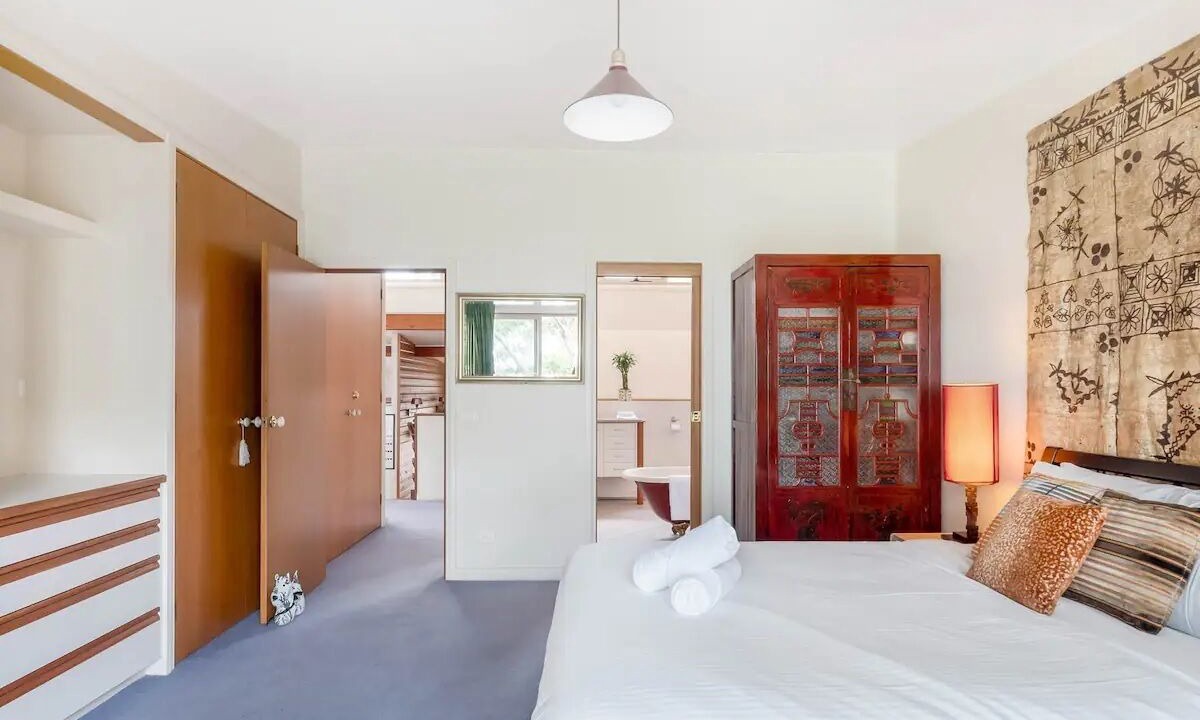 Photo of Bedroom in Tomakin