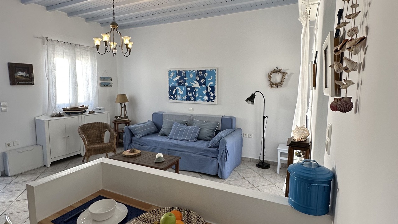 Photo of Livingroom in Ornos