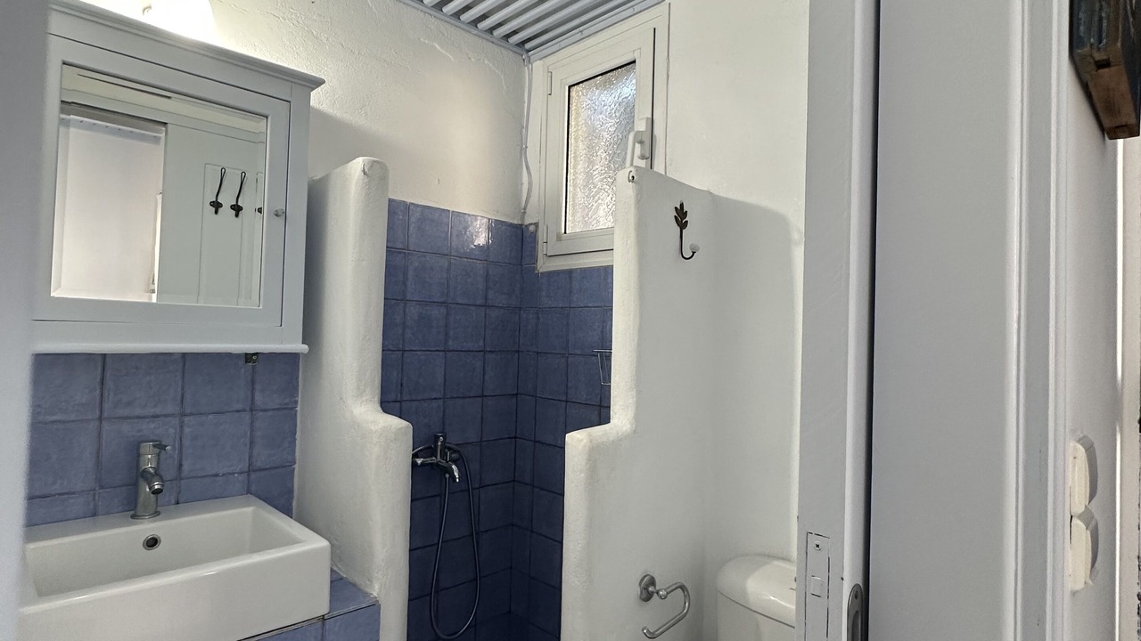 Photo of Bathroom in Ornos