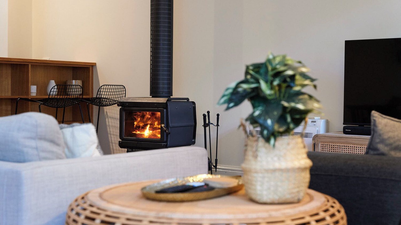 Photo of Livingroom in Battery Point