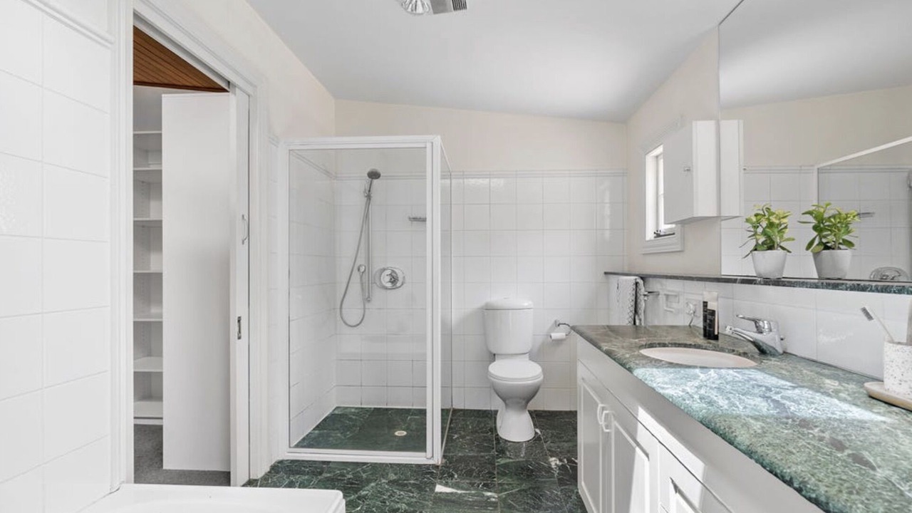 Photo of Bathroom in Battery Point
