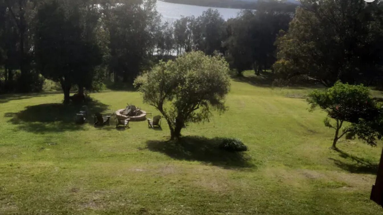 Photo of Outdoor in Shallow Bay