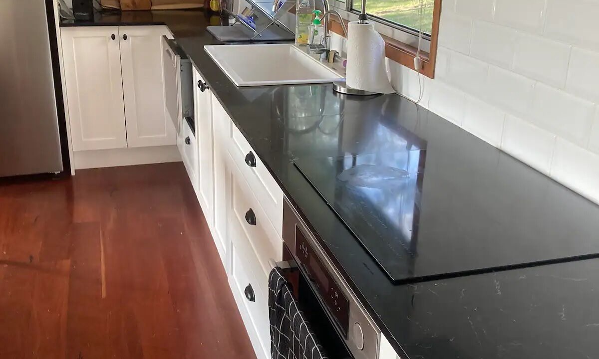 Photo of Kitchen in Shallow Bay