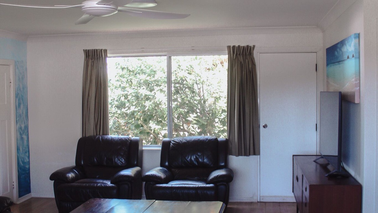 Photo of Livingroom in Black Head