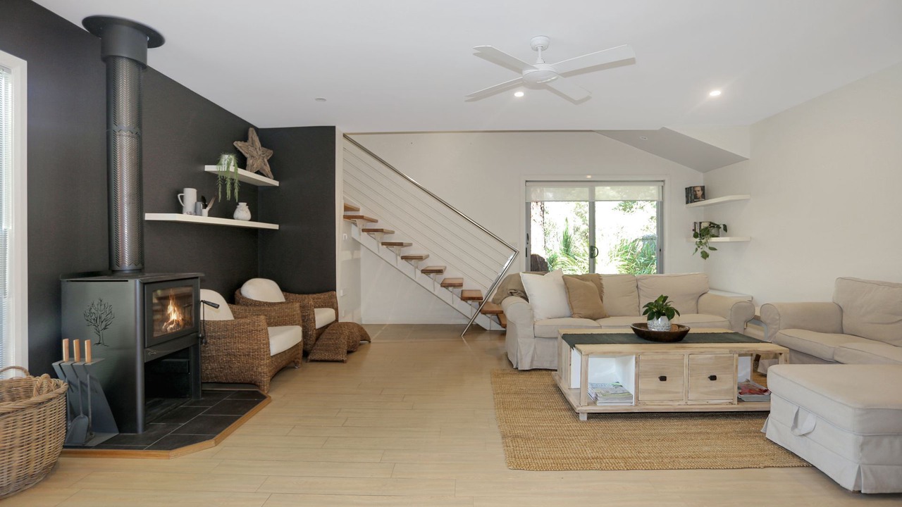 Photo of Livingroom in Hawks Nest