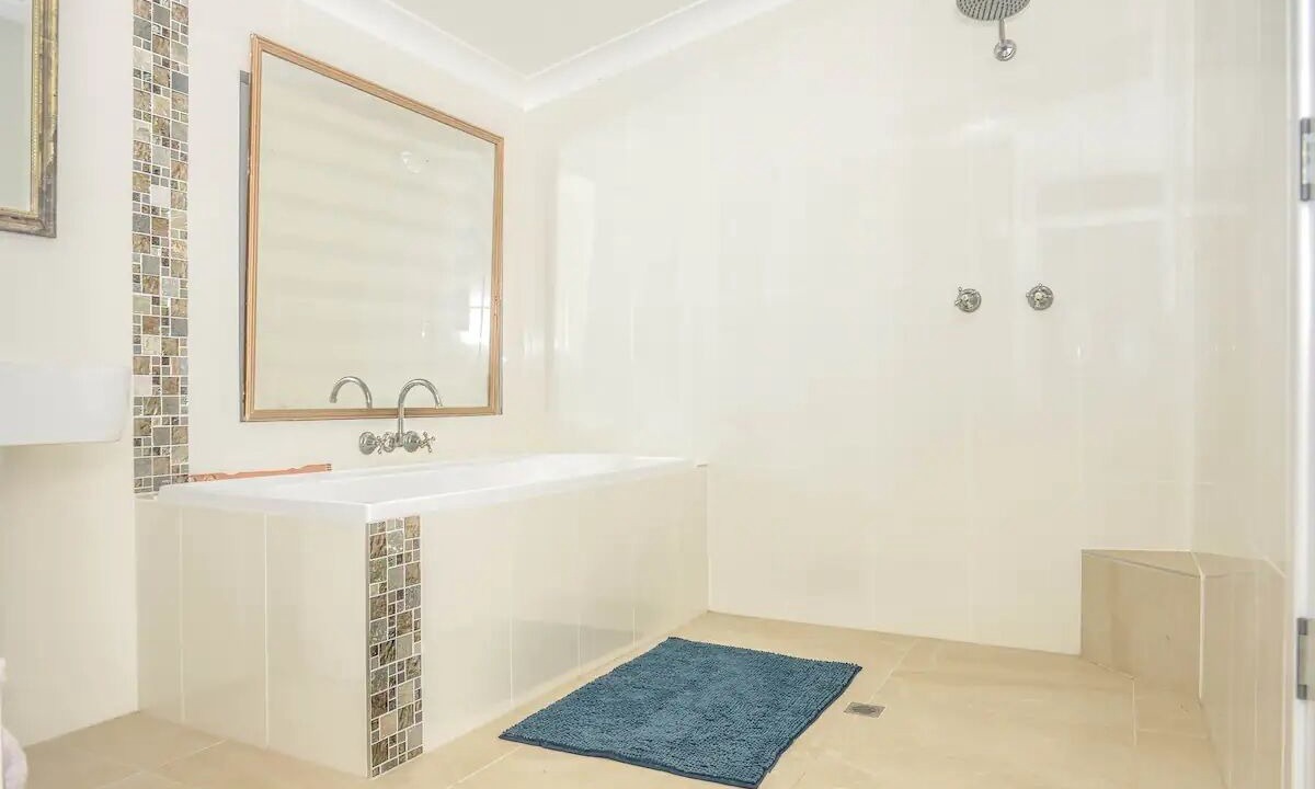 Photo of Bathroom in Witta