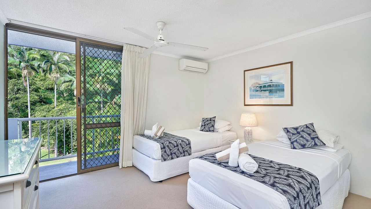 Photo of Bedroom in Clifton Beach