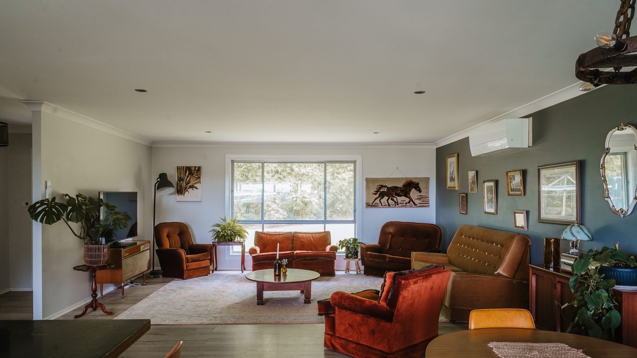 Photo of Livingroom in Milton
