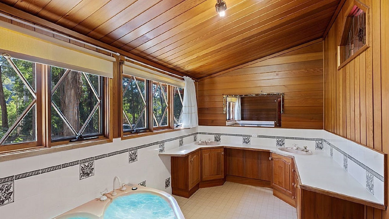 Photo of Bathroom in Sawmill Settlement