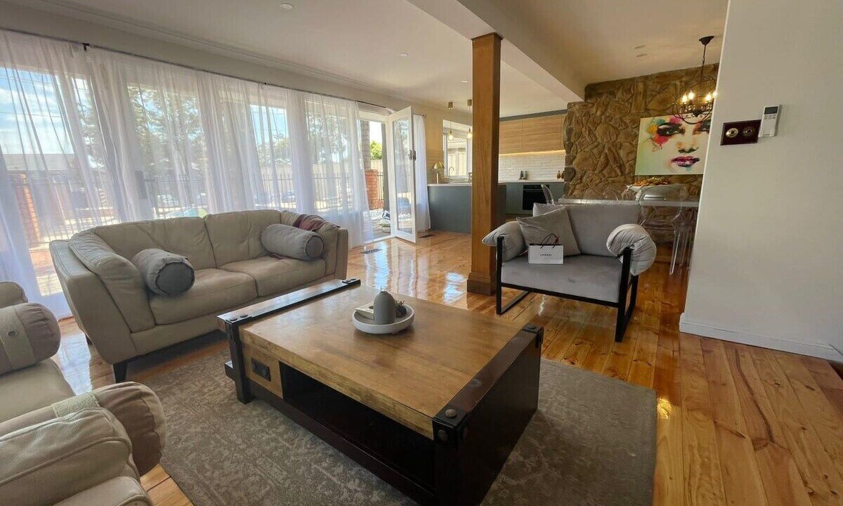 Photo of Livingroom in Tullamarine