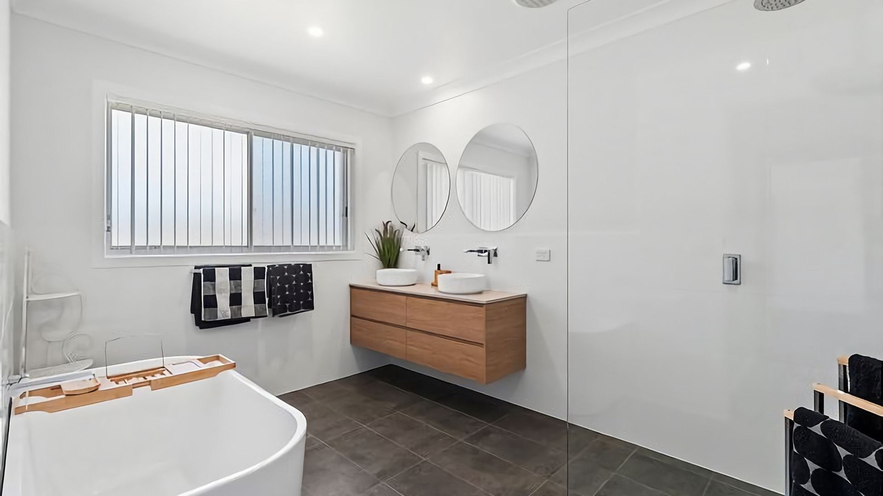 Photo of Bathroom in Mogo