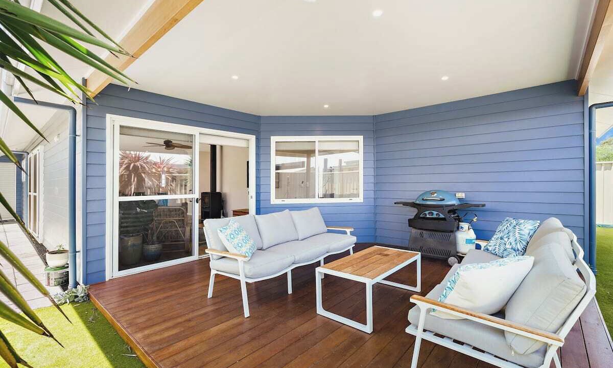 Photo of Patio Balcony in Eagle Bay