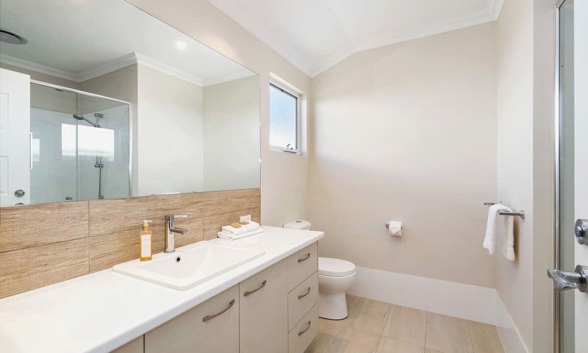 Photo of Bathroom in Eagle Bay