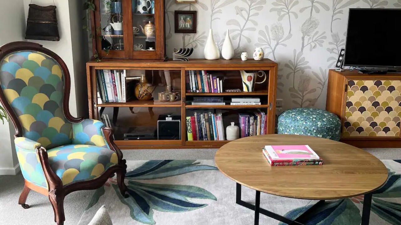 Photo of Livingroom in Canadian