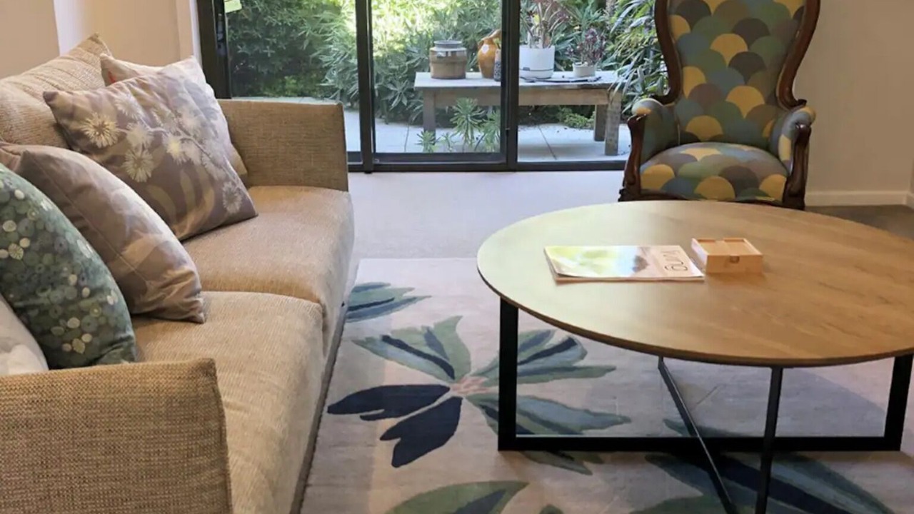 Photo of Livingroom in Canadian