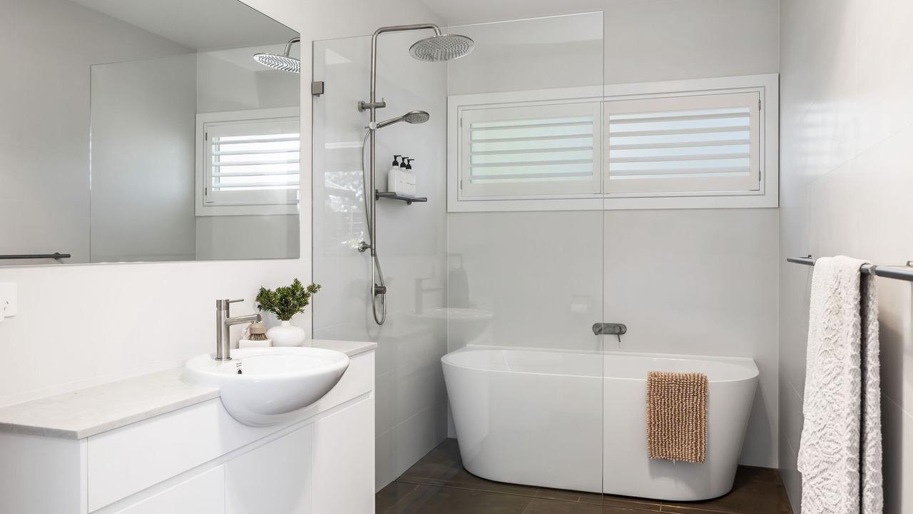 Photo of Bathroom in Narrawallee