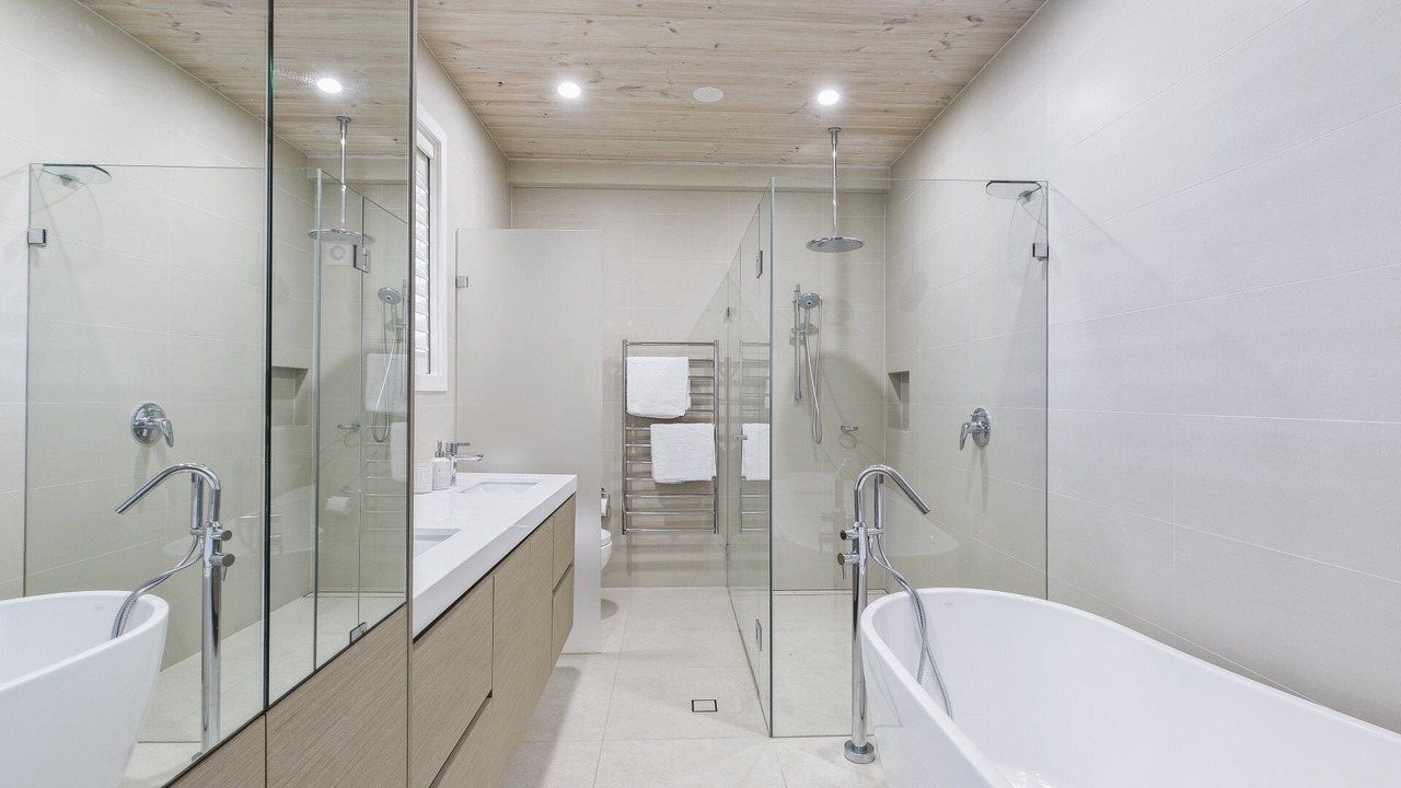 Photo of Bathroom in Avoca Beach