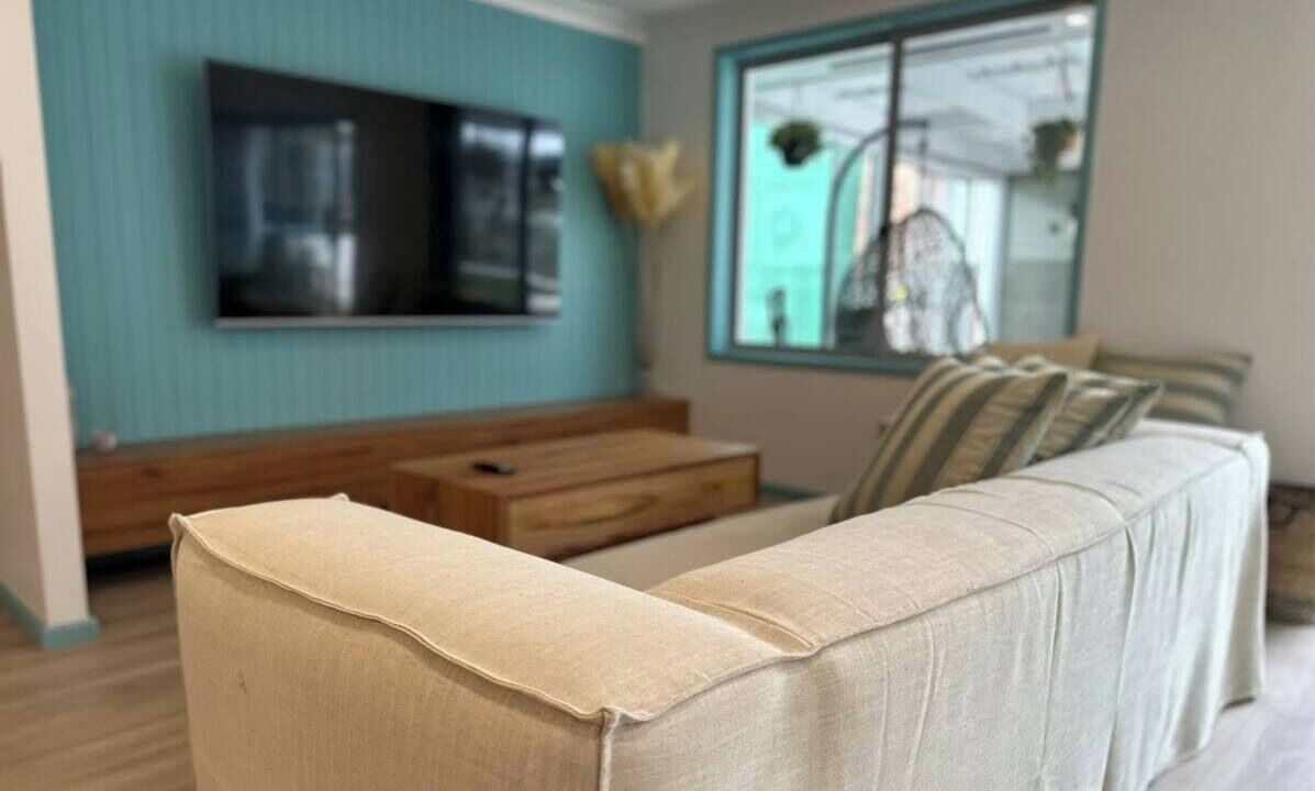 Photo of Livingroom in Caves Beach