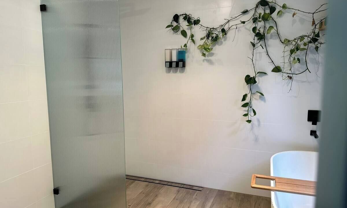 Photo of Bathroom in Caves Beach