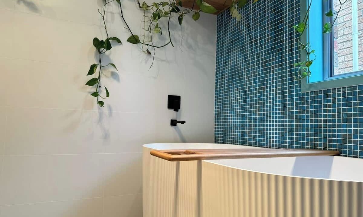 Photo of Bathroom in Caves Beach