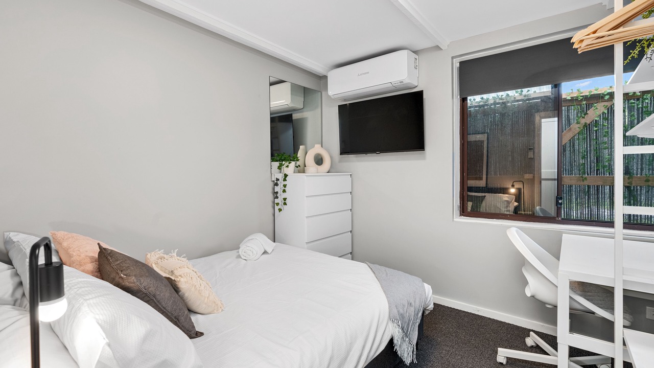 Photo of Bedroom in Bentleigh