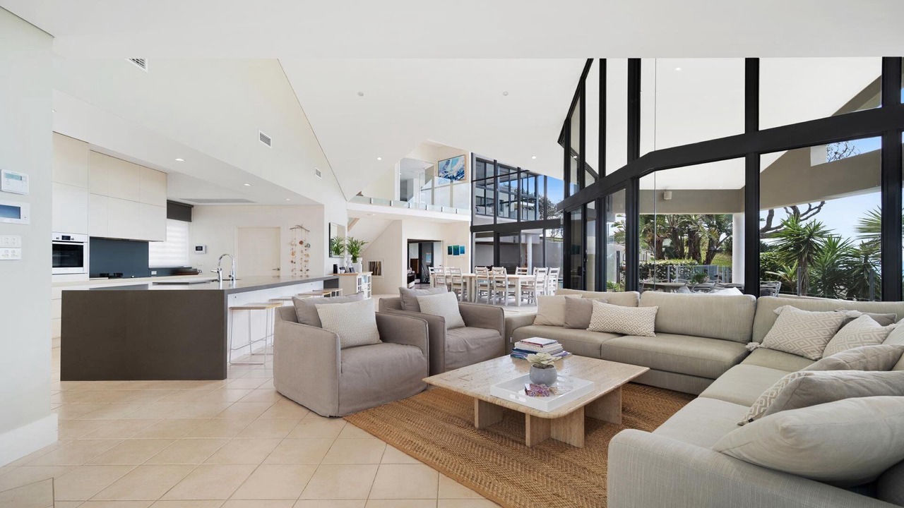 Photo of Livingroom in Forresters Beach