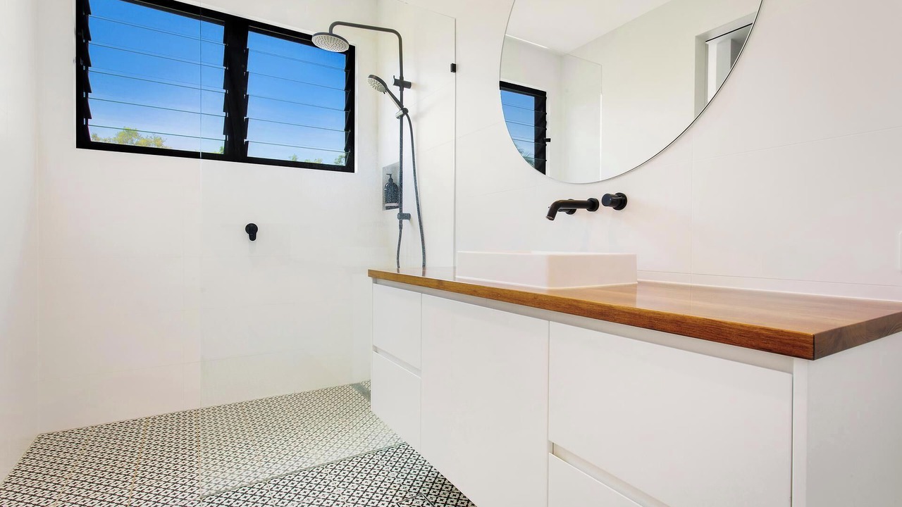 Photo of Bathroom in Suffolk Park