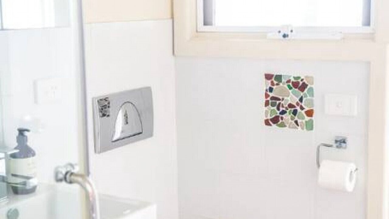 Photo of Bathroom in Breamlea