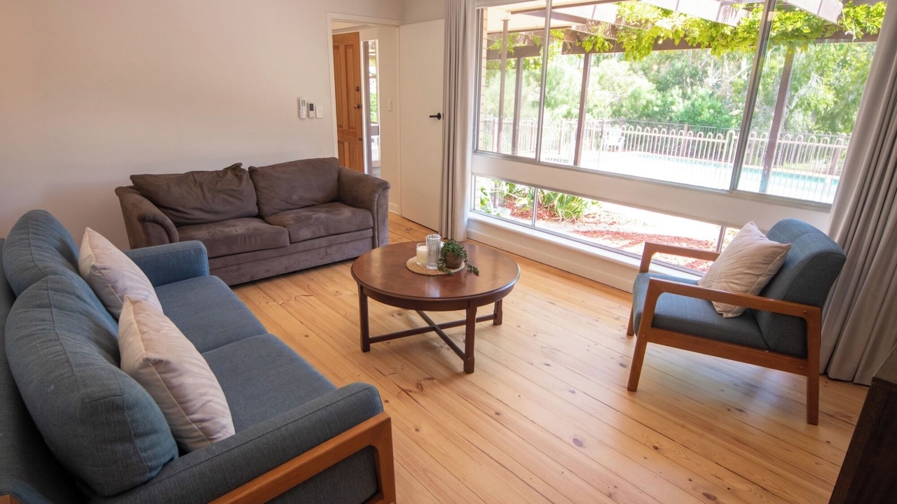Photo of Livingroom in Seacliff Park
