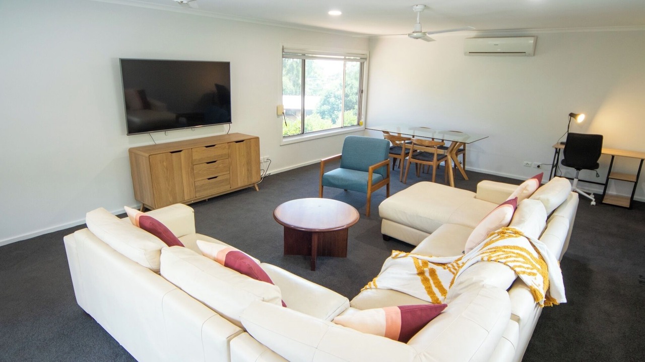 Photo of Livingroom in Seacliff Park