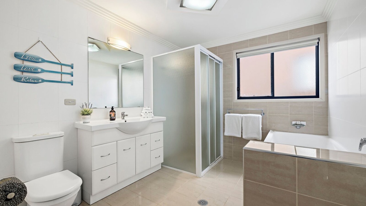 Photo of Bathroom in Emerald Beach