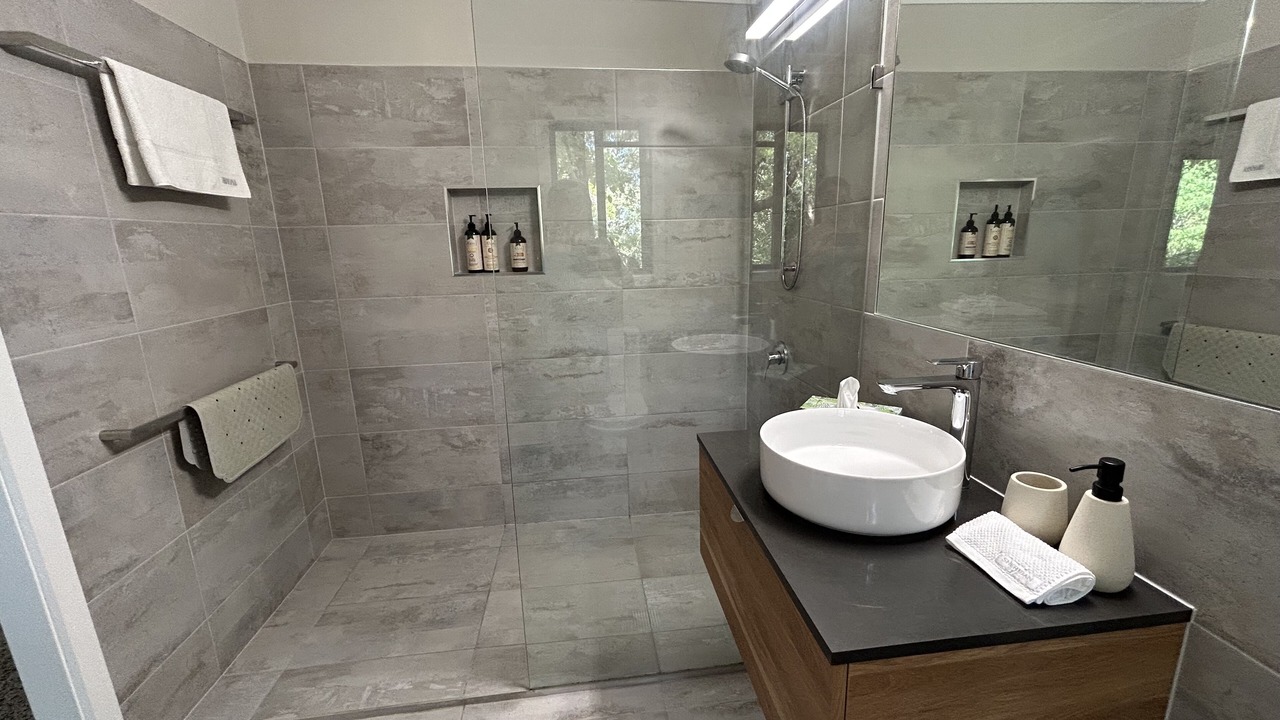 Photo of Bathroom in Booroobin
