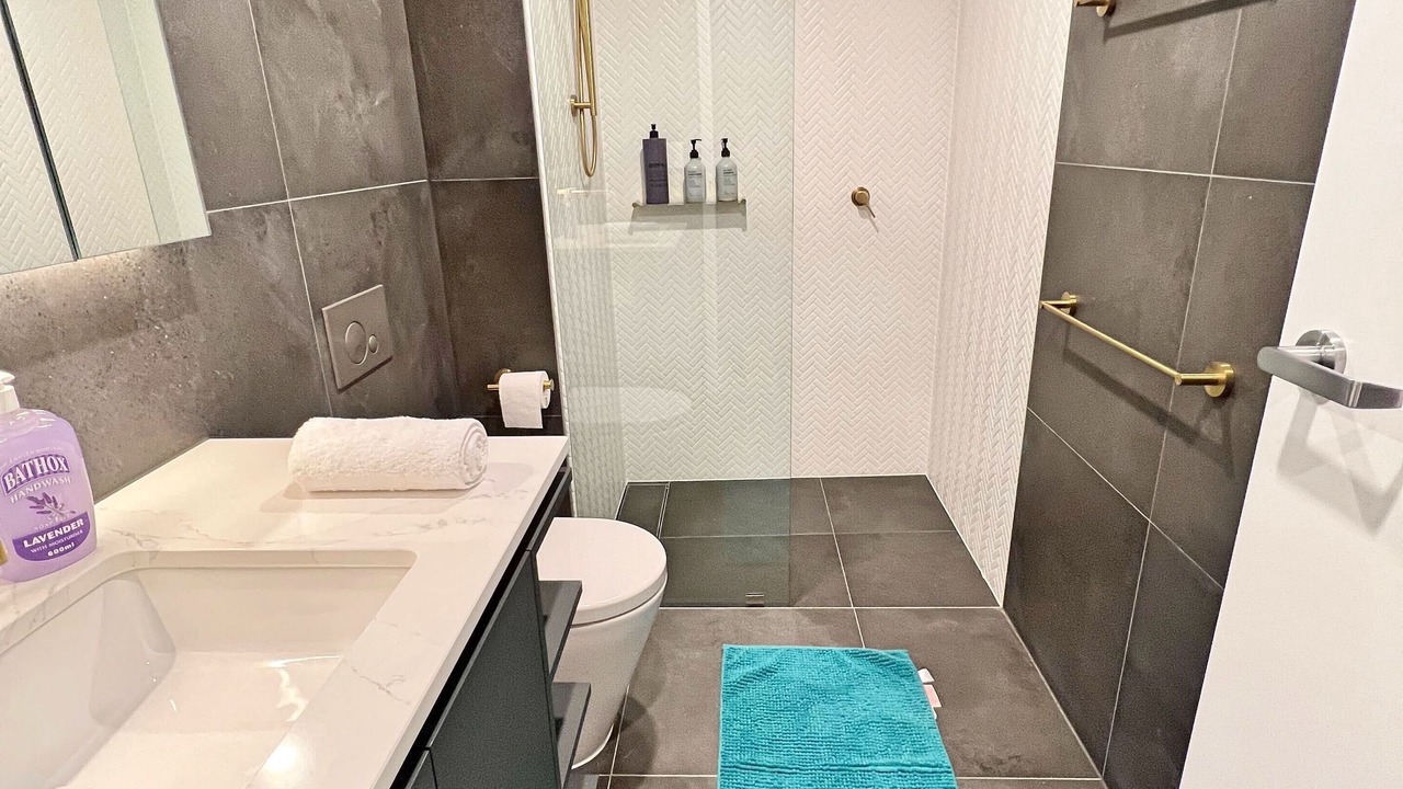 Photo of Bathroom in Reid