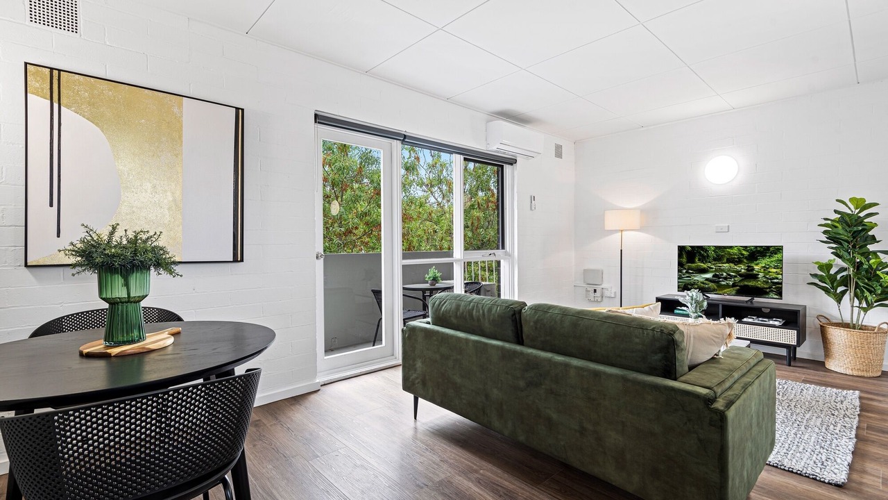 Photo of Livingroom in Parkville