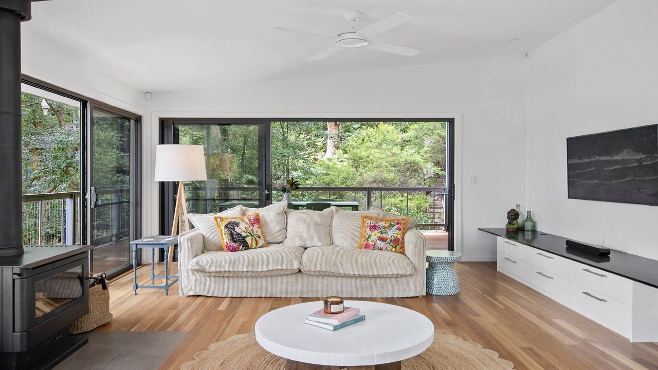 Photo of Livingroom in Pretty Beach Central Coast