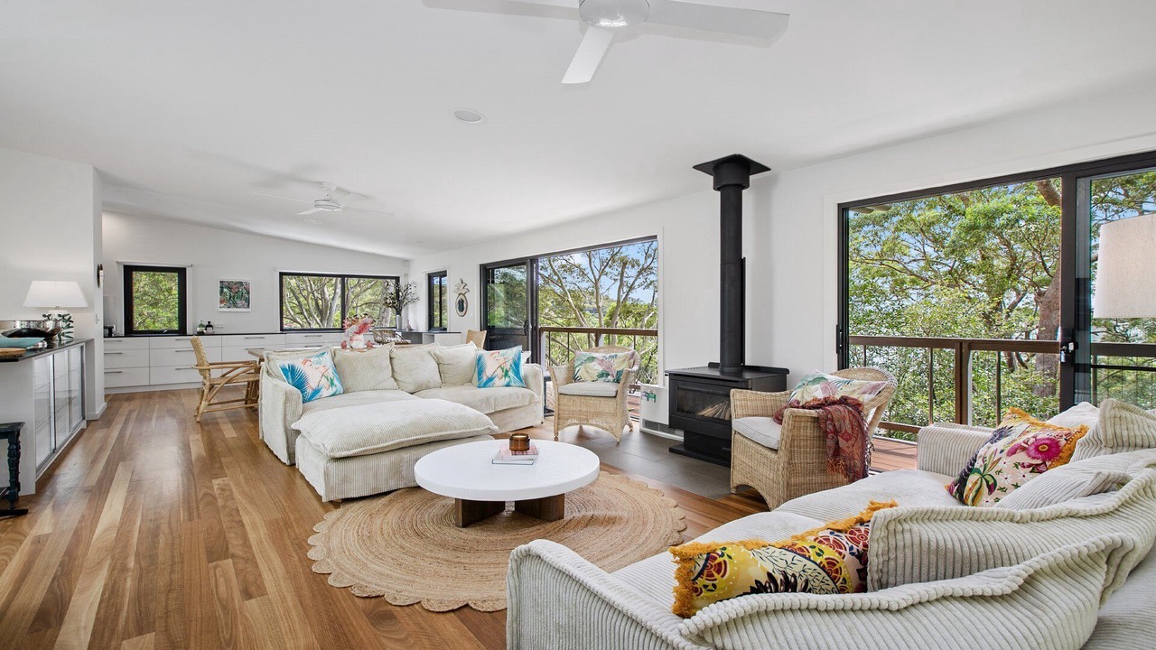 Photo of Livingroom in Pretty Beach Central Coast