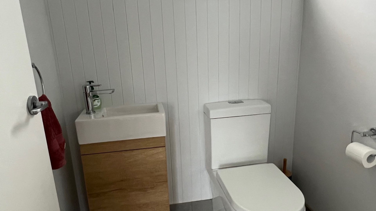 Photo of Bathroom in Ventnor