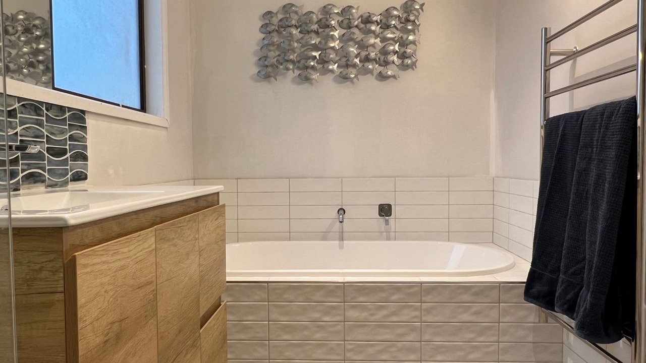 Photo of Bathroom in Ventnor