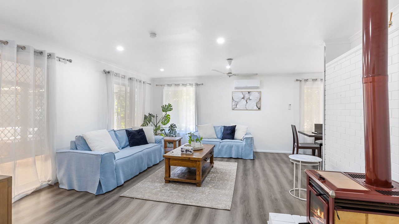 Photo of Livingroom in Kenmore