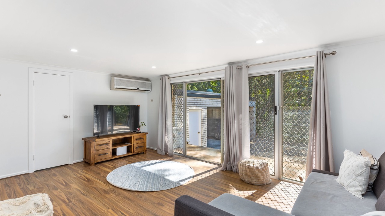 Photo of Livingroom in Kenmore