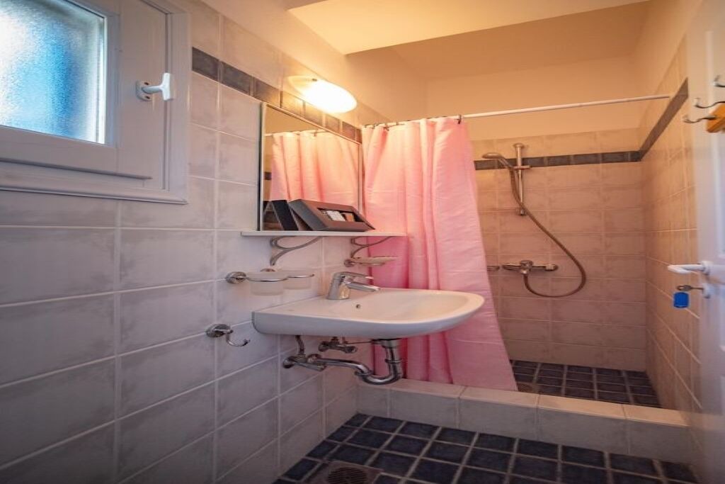 Photo of Bathroom in Naxos