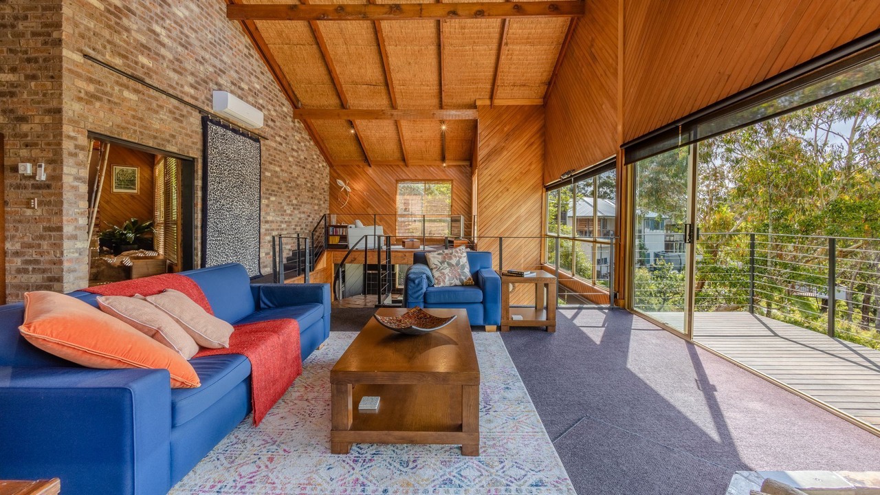 Photo of Livingroom in Woodford