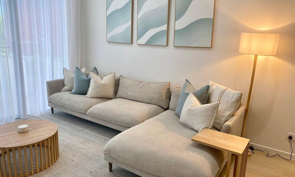 Photo of Livingroom in North Ward
